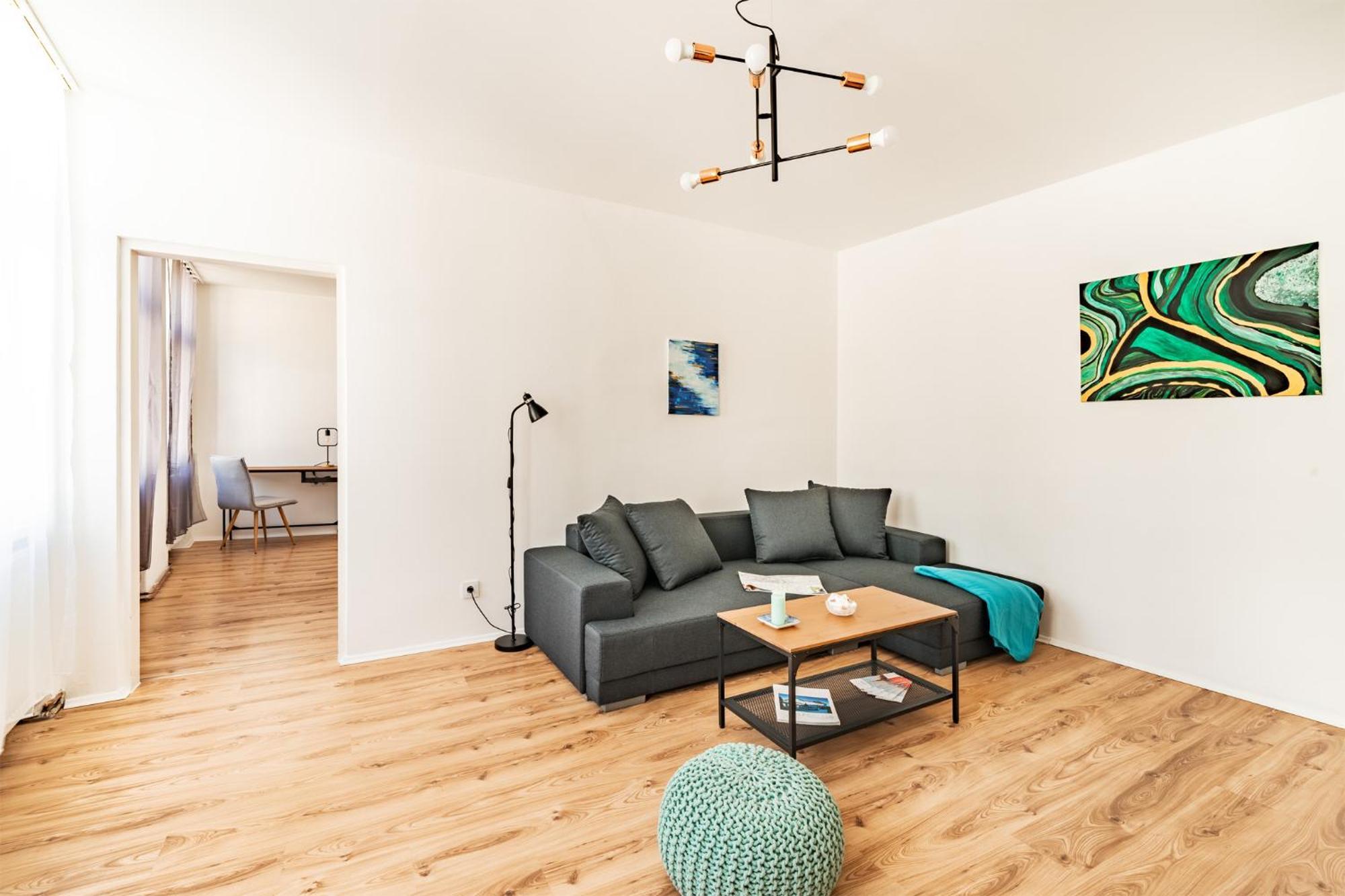 Emily Apartment *